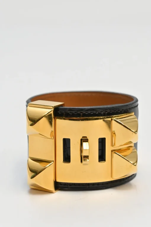 Alligator skin and gold-plated metal Collier de Chien bracelet featuring Medor pyramid studs and ring
