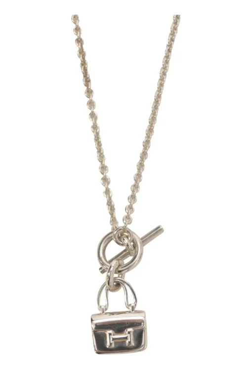 Amulettes sterling silver Constance solitaire pendant necklace with T-bar closure