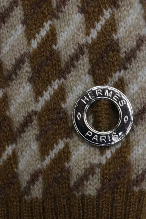 Beige cashmere fully-fashioned pullover intarsia polo neck sweater featuring two-tone houndstooth motif