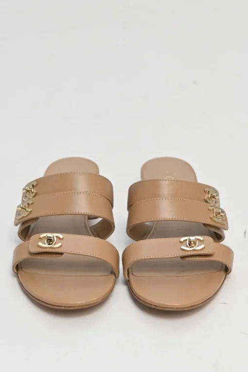 Beige leather Coco Mark turnlock strap slide sandals