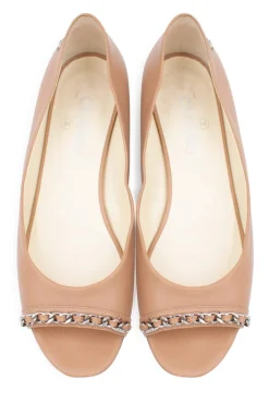 Beige leather open toe ballerina with intertwined chain link