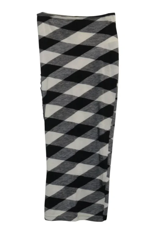 Black and ivory wool buffalo check intarsia knit pull-on maxi skirt