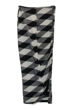 Black and ivory wool buffalo check intarsia knit pull-on maxi skirt