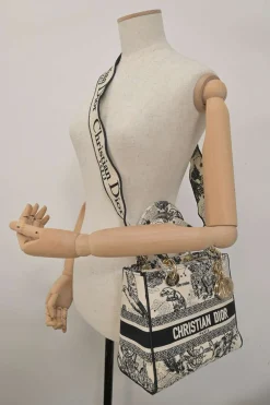 Black and latte Zodiac Toile de Jouy Medium Lady D-Lite bag with detachable shoulder strap