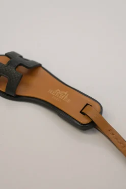 Black and tobacco leather Oran Nano charm