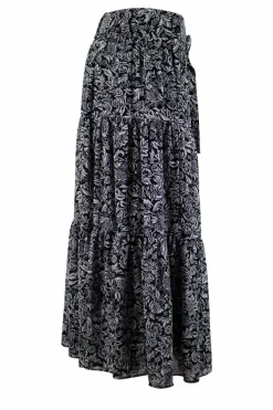 Black and white flower patterned flowy midi skirt with adjustable matching belt