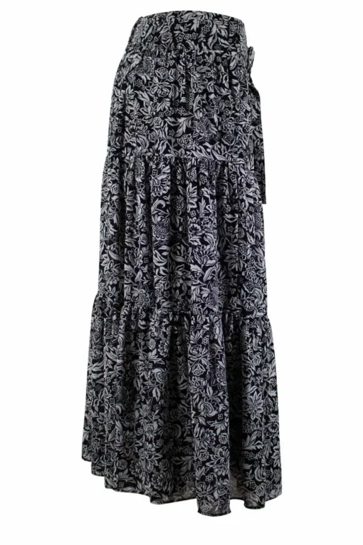 Black and white flower patterned flowy midi skirt with adjustable matching belt