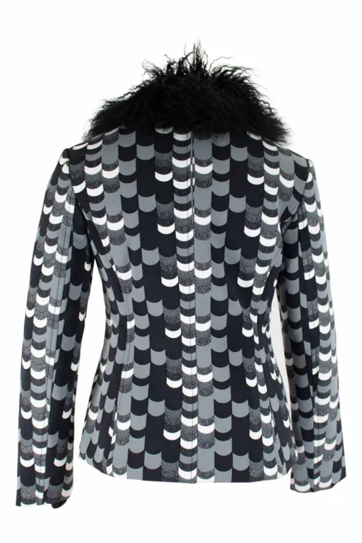 Black coat with ruff in 38 IT