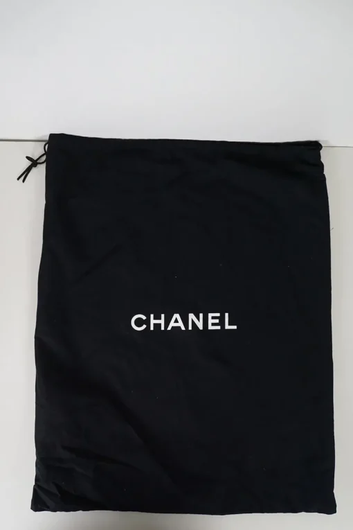 Black coated crinkle leather 2.55 flap bag with gold tone chain