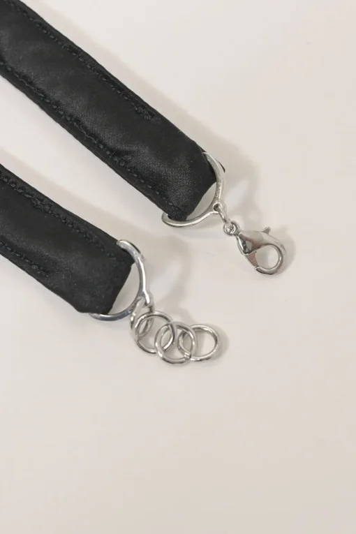 Black cotton-blend Dickey collar with lobster clasp closure