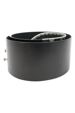 Black cow leather belt with metal scallop edge