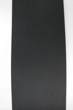 Black cow leather belt with metal scallop edge