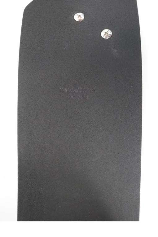 Black cow leather belt with metal scallop edge