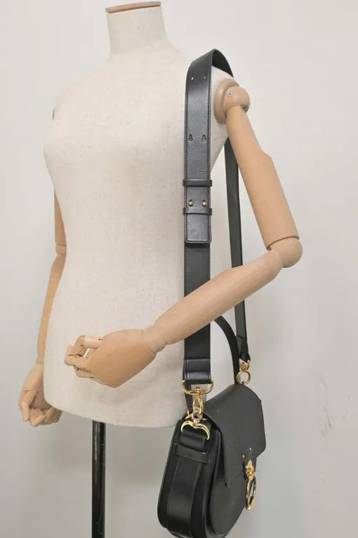 Black grained calfskin Tess bag with detachable shoulder strap