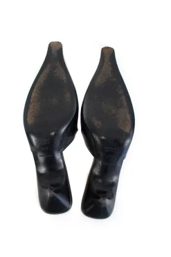 Black leather long-toed mules
