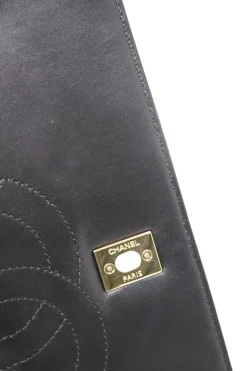 Black matelassé calfskin Small Trendy CC bag with gold-tone hardware
