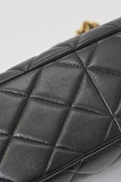 Black matelassé lambskin leather 1994-1996 envelope flap shoulder bag with 24-karat gold-plated hardware