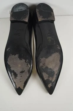 Black paneled polished calfskin colour-block pointed toe ballerinas