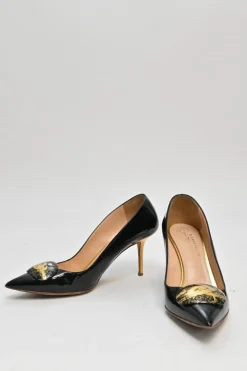 Black patent leather pointed-toe mixed-metal pebble pumps
