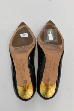 Black patent leather pointed-toe mixed-metal pebble pumps