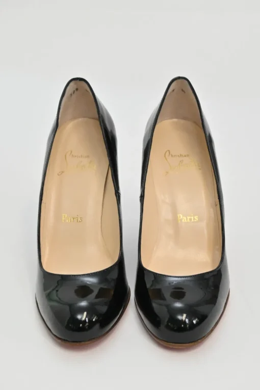 Black patent leather round-toe wedge pumps