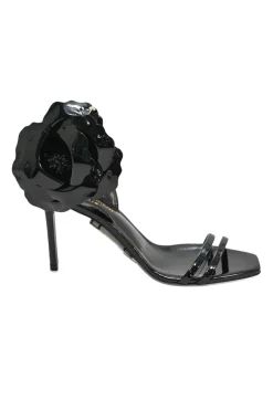 Black patent leather square-toe Amber heeled flower sandals with double mignon and buckle straps