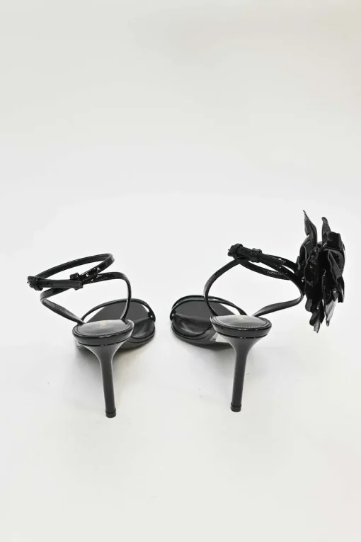 Black patent leather square-toe Amber heeled flower sandals with double mignon and buckle straps