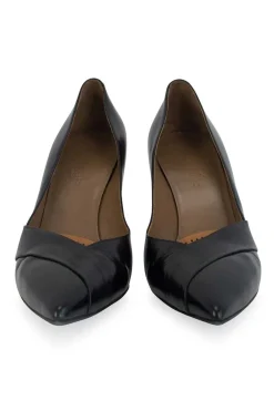 Black pointed toe pumps