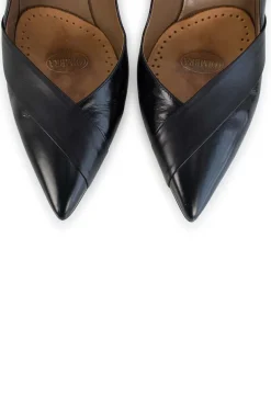 Black pointed toe pumps