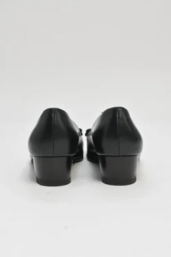 Black polished calfskin almond-toe Vara Bow court pumps