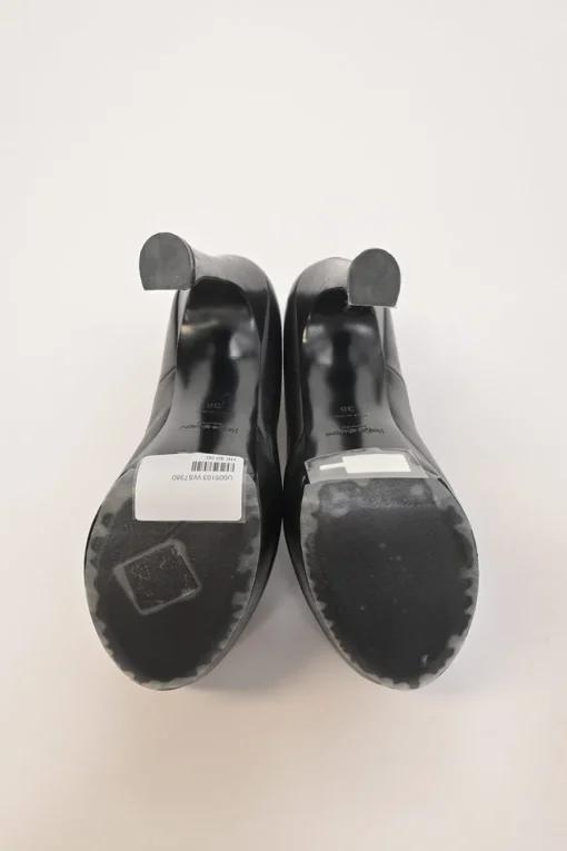 Black polished calfskin round-toe platform pumps