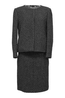 Black polyester-blend collarless tailored jacket and knee-length pencil skirt suit set