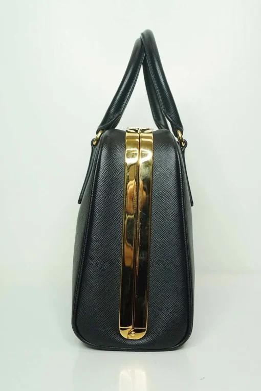 Black 'Vernice Pyramid' Saffiano leather small bag