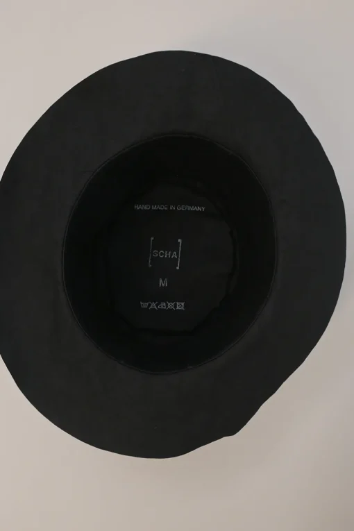 Black wool felt fedora