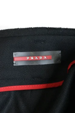 Black wool tailored Bermudas with pleat details