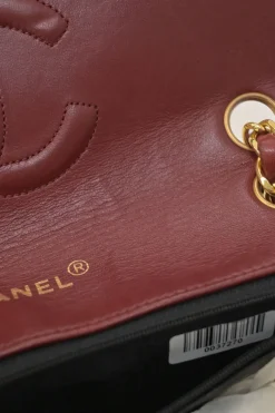 Bordeaux matelassé lambskin CC flap shoulder bag with with 24-karat gold-plated hardware