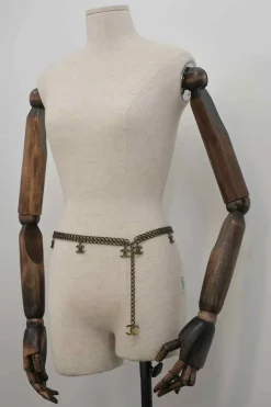 Brass chainlink drop-waist charm belt with hook fastening