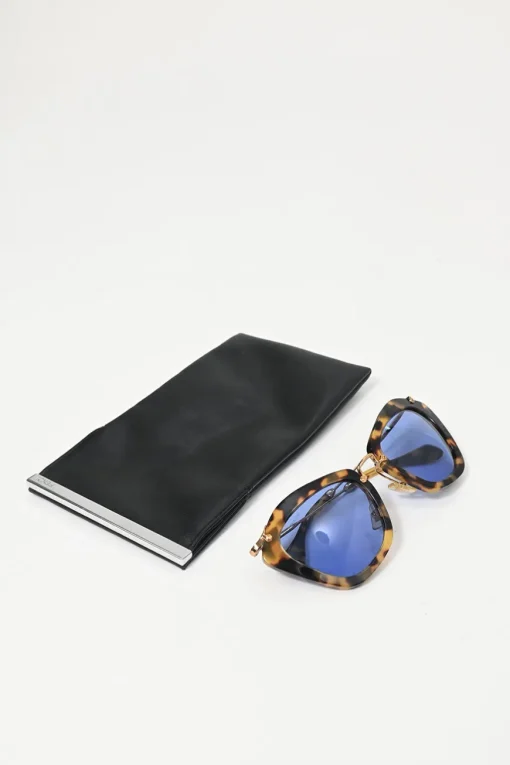 Brown acetate tortoiseshell and blue tinted polycarbonate geometric cat-eye oversized sunglasses