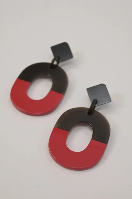 Brown and red buffalo horn Isthme post drop earrings