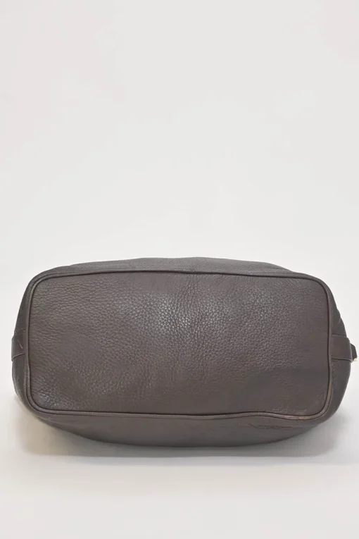 Brown grained leather convertible shoulder bag with sprig clasp intercciato strap