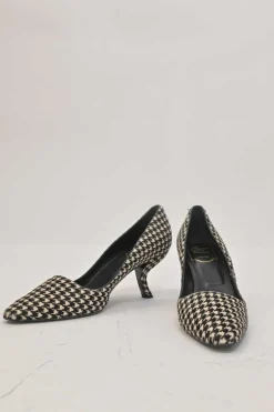 Brown houndstooth print calf hair and leather chisel-toe pumps with comma heels