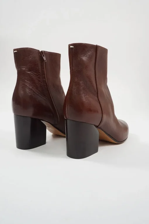 Brown leather almond-toe block heel zip-up ankle boots