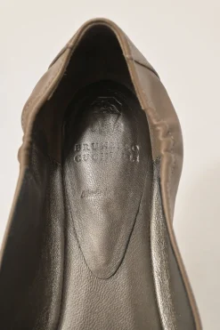 Brown leather and strass pointed-toe soft slip-on loafers