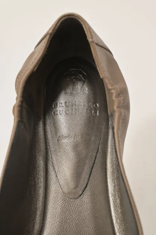 Brown leather and strass pointed-toe soft slip-on loafers