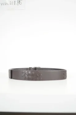 Brown leather belt with intrecciato details