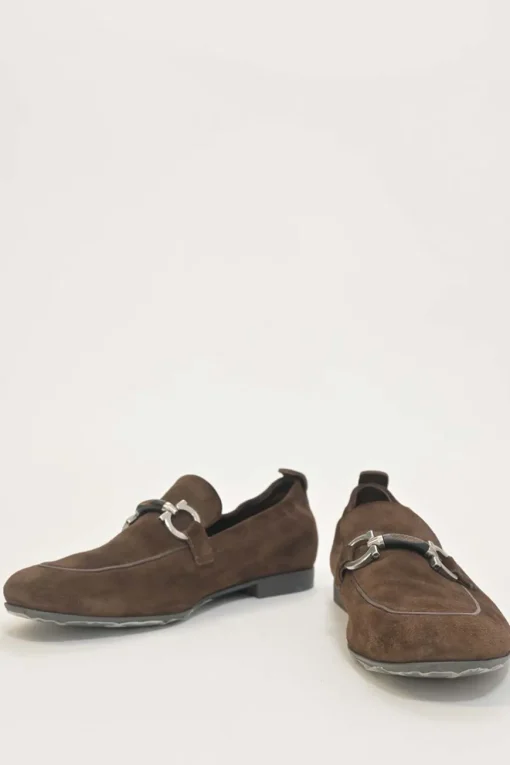 Brown suede round-toe soft Gancini-bit loafers