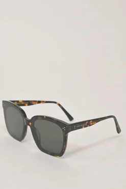 Brown tortoiseshell acetate and tinted polycarbonate Dreamer 17 oversized square shape sunglasses