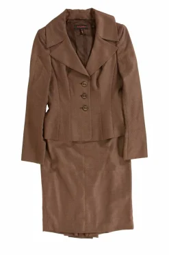 Brown with white tiny dots long-sleeved blazer with mini skirt