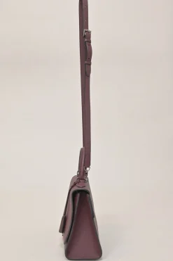 Burgundy grained leather Réjane PM top handle bag with detachable shoulder strap