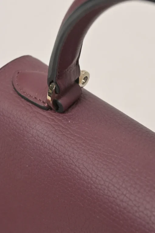 Burgundy grained leather Réjane PM top handle bag with detachable shoulder strap